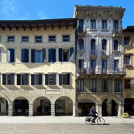 Mercatovecchio Luxury Suites Удине Екстериор снимка